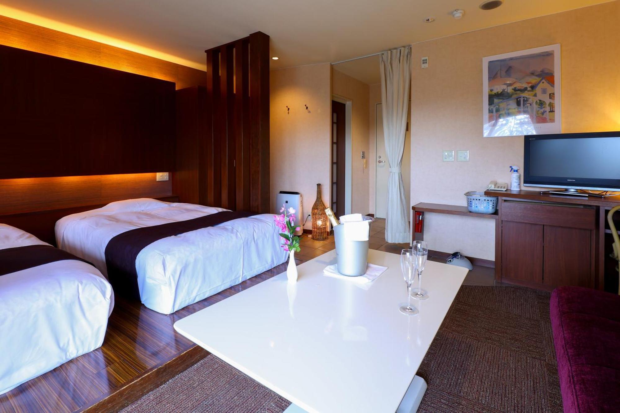 Karuizawa Hotel Soyokaze Экстерьер фото