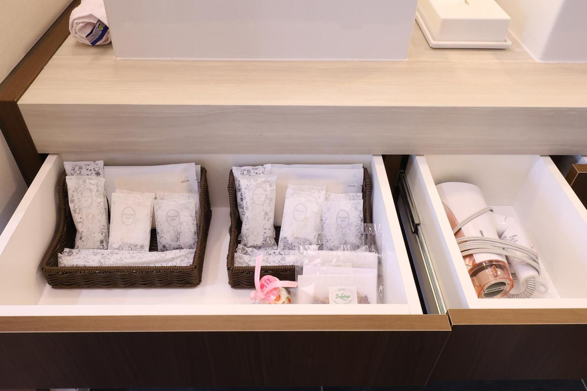 Karuizawa Hotel Soyokaze Экстерьер фото