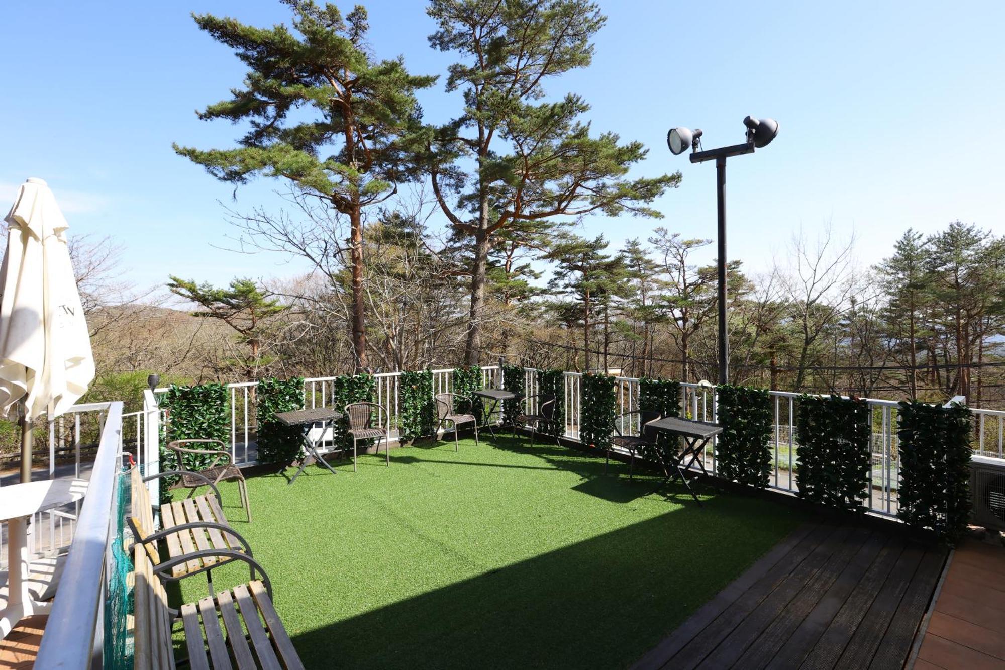 Karuizawa Hotel Soyokaze Экстерьер фото