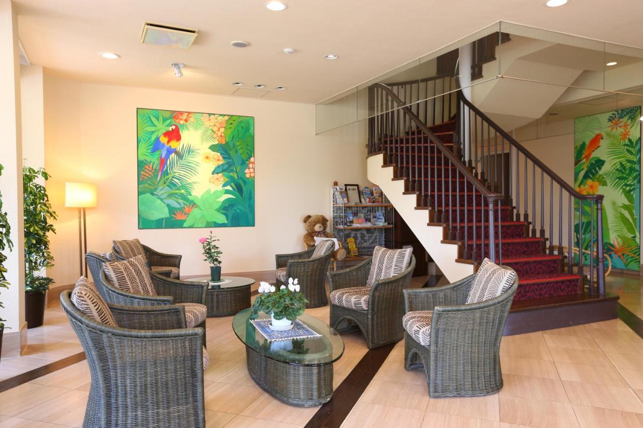 Karuizawa Hotel Soyokaze Экстерьер фото