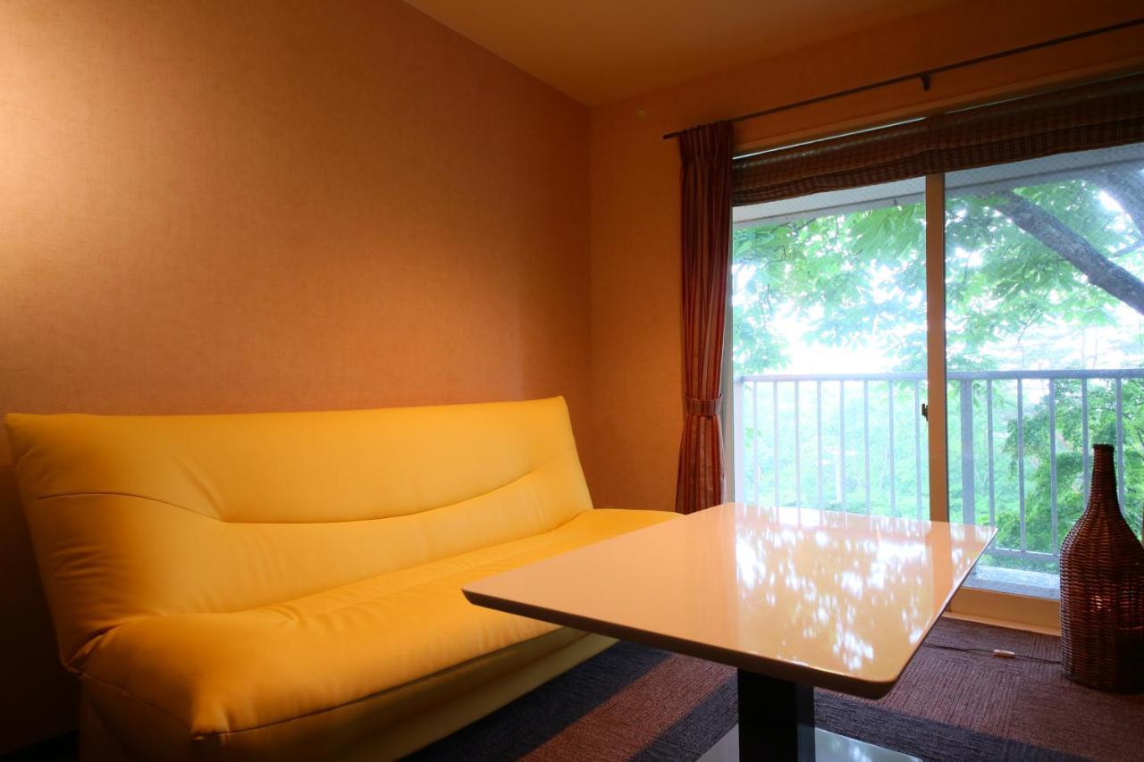 Karuizawa Hotel Soyokaze Экстерьер фото