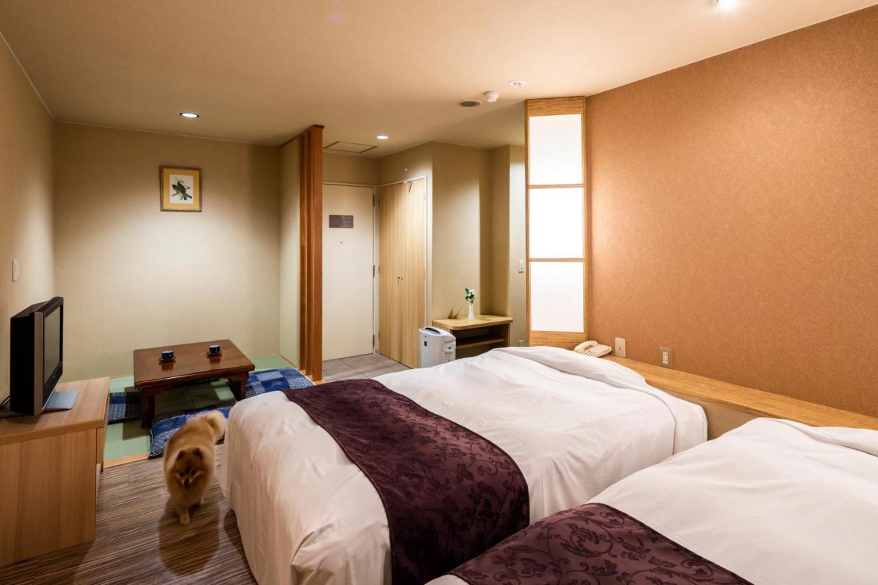 Karuizawa Hotel Soyokaze Экстерьер фото